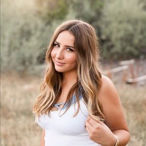 Meet your Posher, Anna